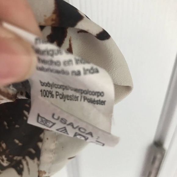 Calvin Klein Jeans Brown Print V-Neck Top S - Picture 4 of 8